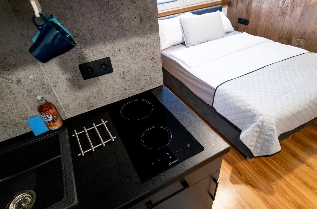 Aparthotel Krzywa Katowice Buitenkant foto