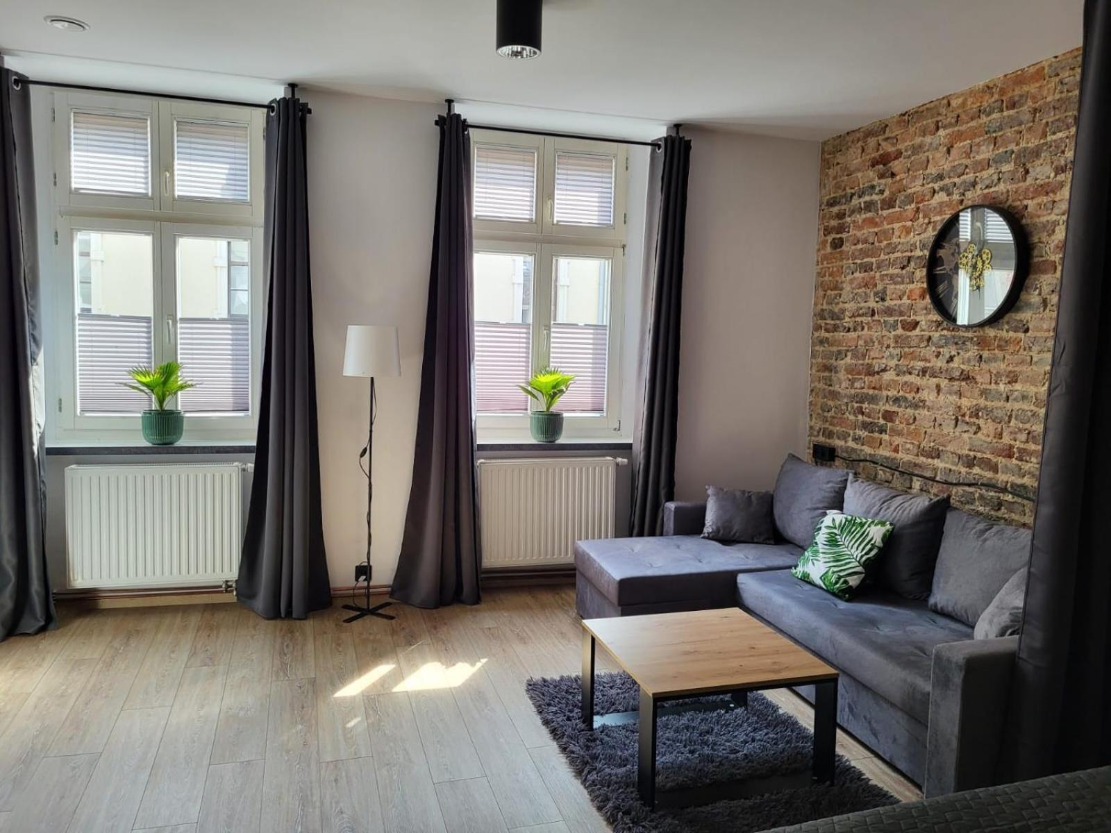 Aparthotel Krzywa Katowice Buitenkant foto
